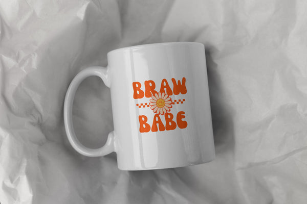 Funny Scottish Gift Mug - Braw Babe Scots Saying | Retro Scotland Slang Friend Housewarming Idea